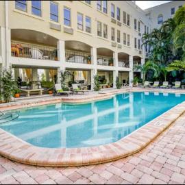 Cozy Palm Beach Studio Near Beach & Pool