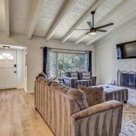 Near River! Home w/ Fenced Yard in Bullhead City, hotel in Bullhead City