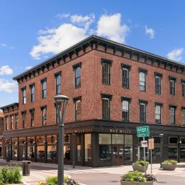The Wills Hotel, hotel a Cumberland