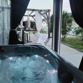 ForRest Spa Apartment - Private Jacuzzi & Sauna, hotel in Ravna Gora
