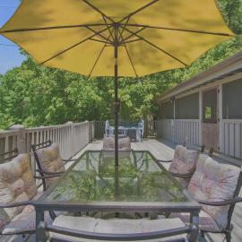 Charming Mtn View Cabin Sleeps 8 Spacious Deck