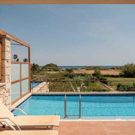 Corali Villas I Seaview, Private Pools, 450 to Beach, hotel v destinaci Kolimvárion