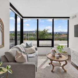 The Traditional A Luxury Terrace Escape that Sleeps 4