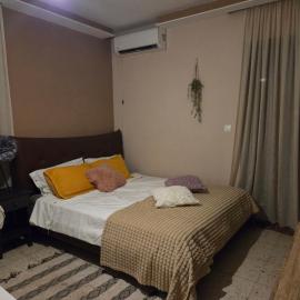 Ground floor Apt with a garden view, hotell sihtkohas Limassol
