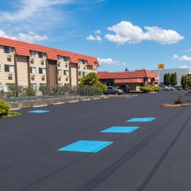 Tacoma Port Inn Fife I-5, מלון בפייף