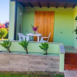 Villa Giorgia with garden - 50m from the Beach