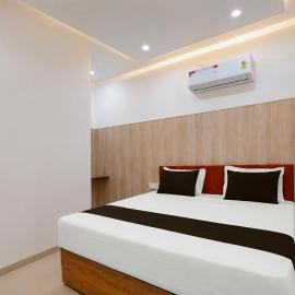 Etah में, होटल Hotel O The Grand Kamla By M.K.D