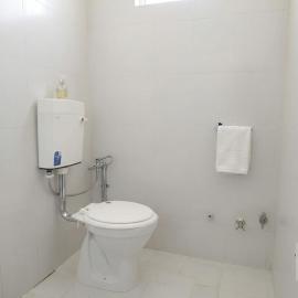 Planet Stays Cozy Room with Private Kitchen, Hotel in Indore