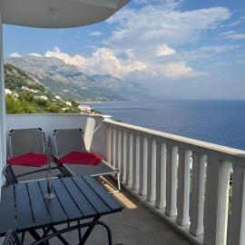 Vista Mare Apartment Pisak