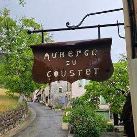 Auberge coustet, хотел в Saint-Léger