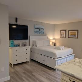 Couples Getaway, Hampton Beach Oceanview Studio