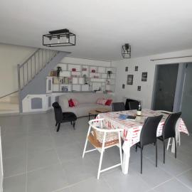 Overlord holiday cottage cosy house in Formigny, Hotel in Formigny