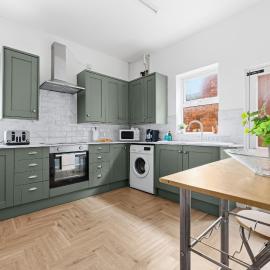 NEW! Spacious 6BR House - Newly Renovated