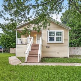 Luxury 3BR House Near NRG, GRB & Downtown, hotel en Houston
