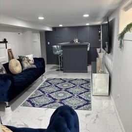 Cozy Private 2 Bedroom 2 Bathroom Retreat with Separate Entrance