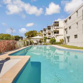 Warroo Apartments