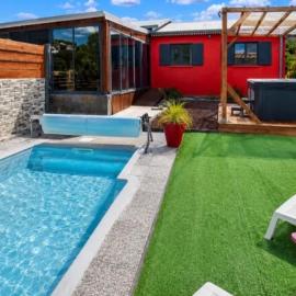 Villa Le Cyprès classée 4 Etoiles billard, piscine et jacuzzi, khách sạn ở Saint-Joseph
