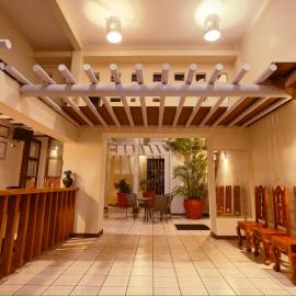 HOTEL NIUT-JA