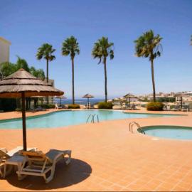 Spacious Apartment near Porto de Mos Beach, Lagos.