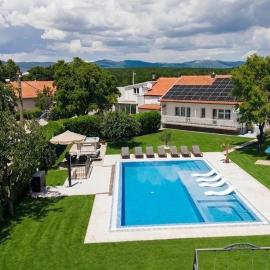 Villa Ante - Makarska by Villas Guide