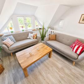 Charmantes Reetdachhaus auf Rügen, hotel a Middelhagen