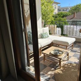 Nice, spacious and bright apartment in Thermi, Thessaloniki., hotel Thérmiben
