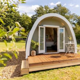De verpozing - Tinyhouse nr2, hôtel à Milsbeek