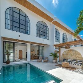 Casawatu - Iconic 2BR villa in Bingin, Uluwatu, hotel in Uluwatu