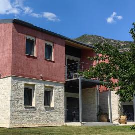 Zois Apartment, хотел в Глики