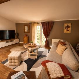 T3 climatisé avec fibre WI-FI et parking gratuit, hotel in Portet-sur-Garonne