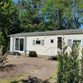 Chalet met Omheinde Tuin nabij Bos I Recreatiepark de Veldkamp