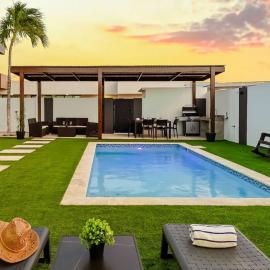 4BR Pet-Friendly Villa at Casa Noir by Bocobay