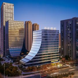 Atour Hotel Wuhan Hankou City Plaza Houhu Avenue, Hotel in Wuhan