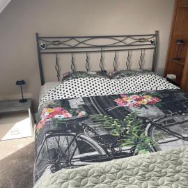 Homestay Bij de Heldinnen, hotel in Helden