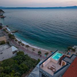 드라슈니체에 위치한 호텔 Villa Adriatic Beachfront - Makarska Exklusiv