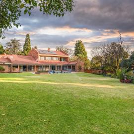 Bryanston stays، فندق في جوهانسبرغ