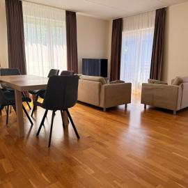Family Apartment with Sauna I Free Private Parking, hotel u Talinnu