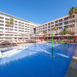 Estival Park Almaris: La Pineda şehrinde bir otel