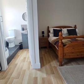 Peaceful Double and Single Ensuite Rooms