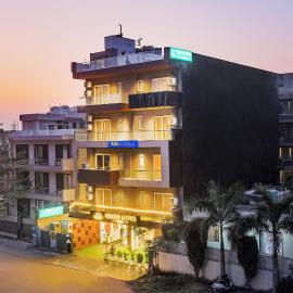 FabHotel Elvis International