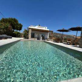 Ninemia Naxos Suites