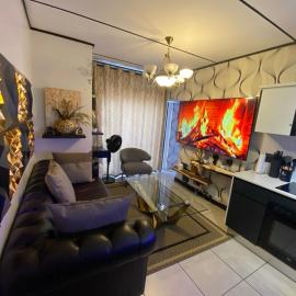 Up Market Elegant Luxury Smart Home Getaway