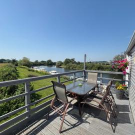 On the river Severn - Severnside Boat & Caravan Park, Caravan 9