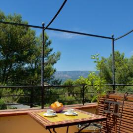 Provençal getaway, hotel a Mallemort