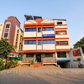 FabHotel Akshay Inn