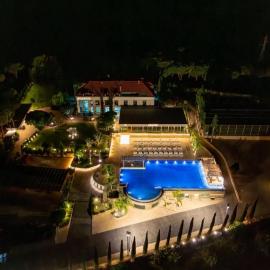Arados Resort, hotel 