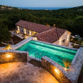 Heritage House Strahinja Stone Villa with Private Pool