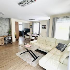 Sea Family House in Sarafovo Burgas, with Garden, hotel a Burgas