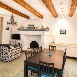 Maison aux Lecques avec plage à 100 m & Terrasse Privative, hotel in Saint-Cyr-sur-Mer