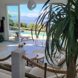 Villa Frajla - Mediterranean House with a sea view and a pool